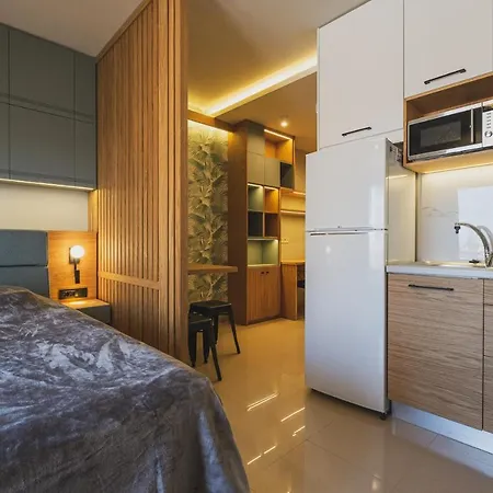 Lux City Studio With Balcony, Steps To Old Town Chania (Crete)
